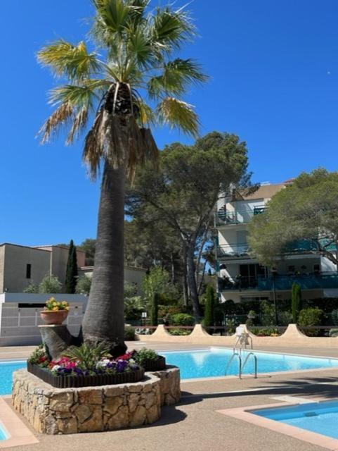 Saint-Raphael, Boulouris, F2 Dans Belle Residence 3 Piscines, Proche Bord De Mer Kültér fotó