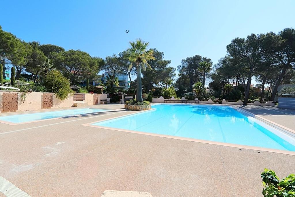 Saint-Raphael, Boulouris, F2 Dans Belle Residence 3 Piscines, Proche Bord De Mer Kültér fotó