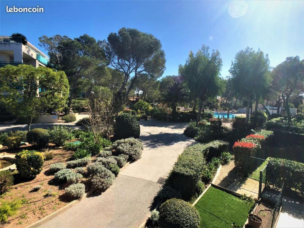 Saint-Raphael, Boulouris, F2 Dans Belle Residence 3 Piscines, Proche Bord De Mer Kültér fotó
